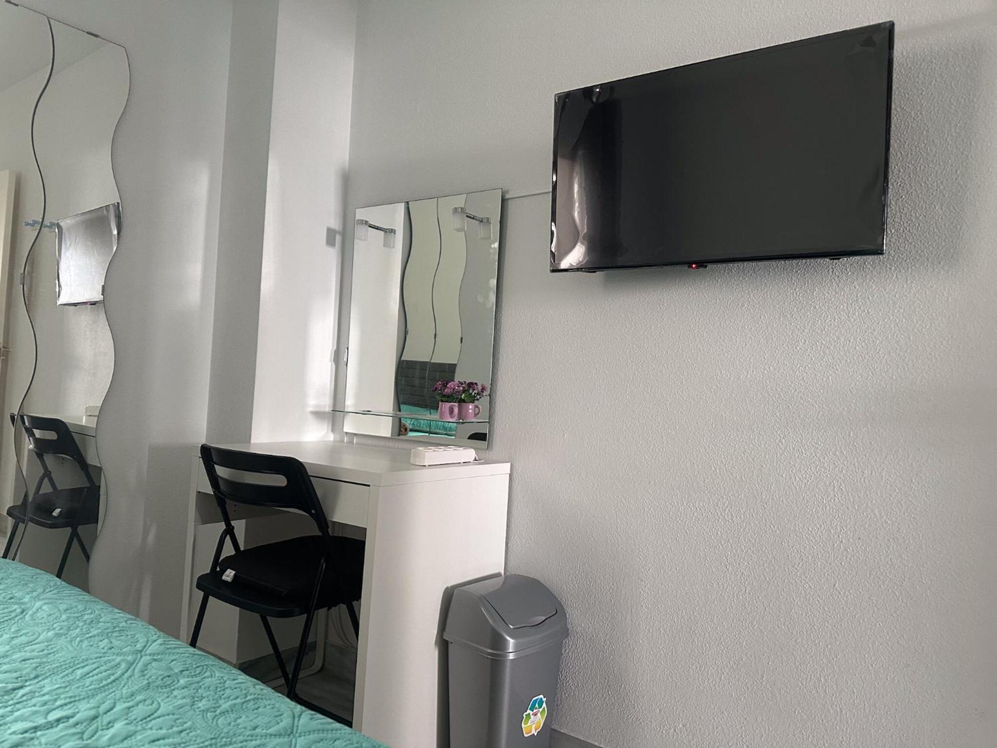 Torremolinos Habitaciones Privada En Apartamentos Compartidos エクステリア 写真